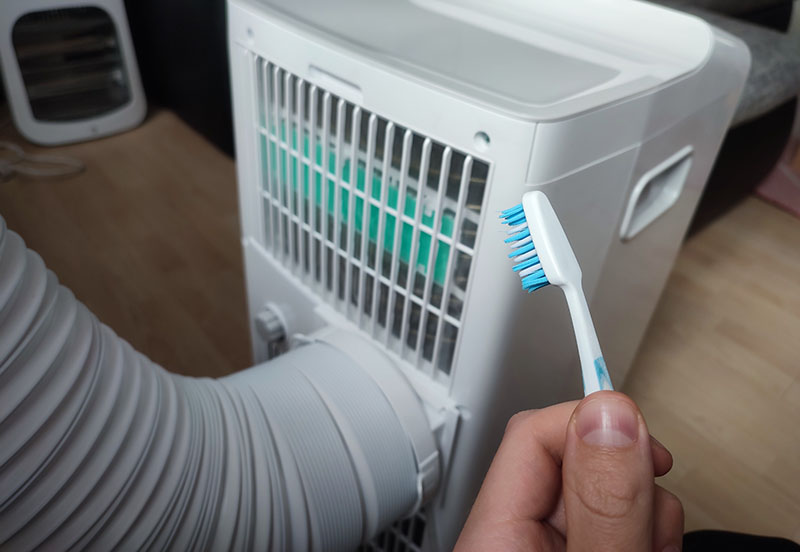 How to Winterize Air Conditioners? 5 Diako Air Comfort | HVAC & Fireplace Services in Richmond Hill and Greater Toronto Area Winterize Portable Air Conditioners