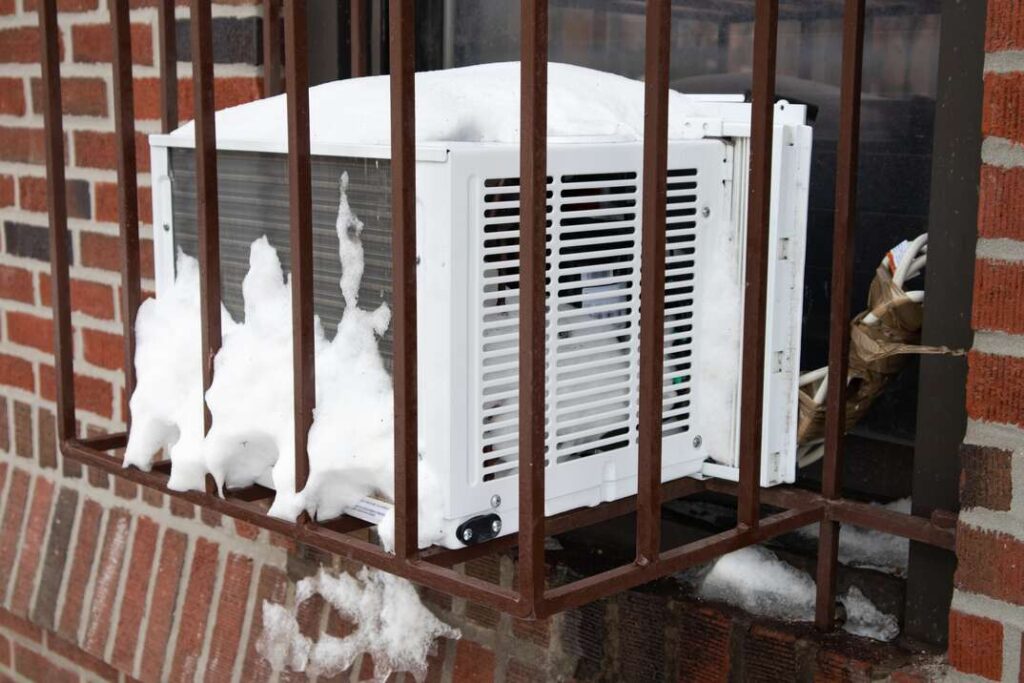 How to Winterize Air Conditioners? 3 Diako Air Comfort | HVAC & Fireplace Services in Richmond Hill and Greater Toronto Area Winterize Window Air Conditioners